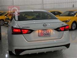 نيسان ألتيما